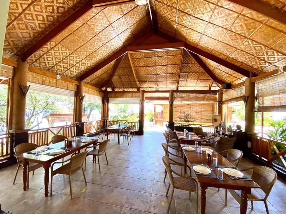 Magic Island Dive Resort Moalboal Dış mekan fotoğraf